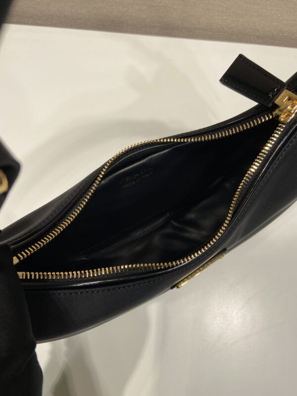 Prada Arqu?? shoulder bag