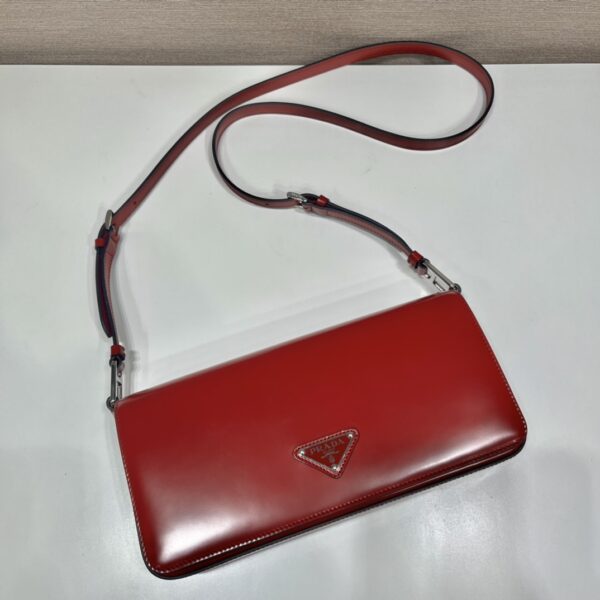 Prada Brushed leather Prada Femme bag