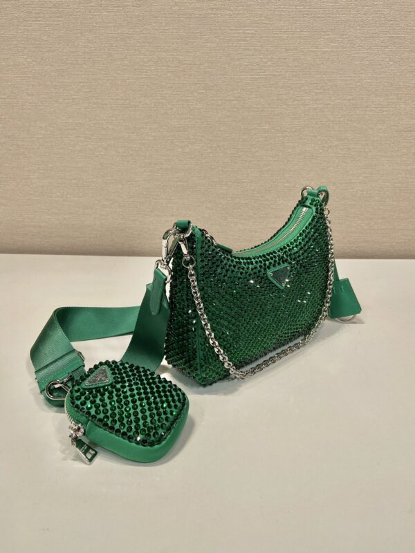Prada Re-Edition 2005 Saffiano leather bag