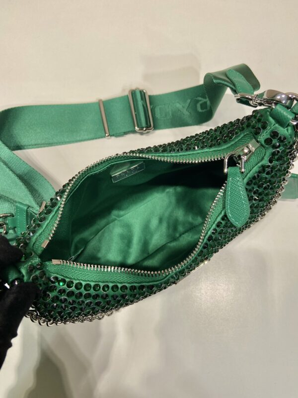 Prada Re-Edition 2005 Saffiano leather bag