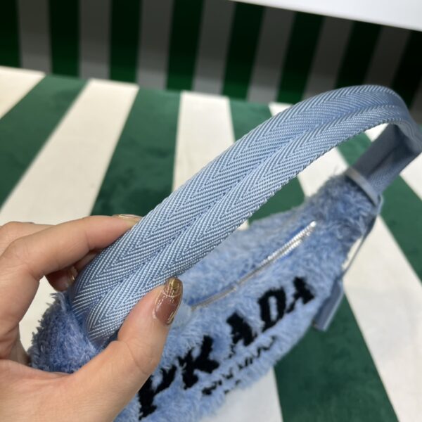 Prada Re-Edition 2000 Hobo Bag