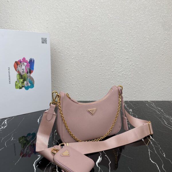 Prada Re-Edition 2005 Saffiano leather bag