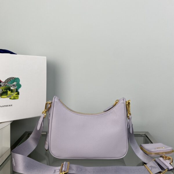 Prada Re-Edition 2005 Saffiano leather bag