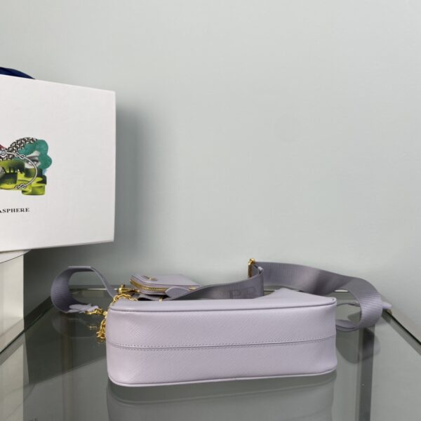 Prada Re-Edition 2005 Saffiano leather bag