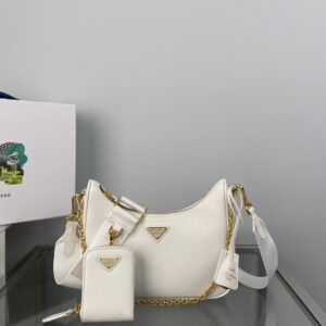 Prada Re-Edition 2005 Saffiano leather bag