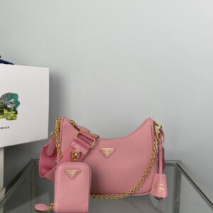 Prada Re-Edition 2005 Saffiano leather bag