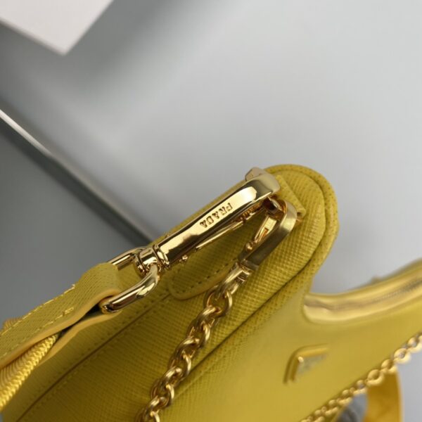 Prada Re-Edition 2005 Saffiano leather bag