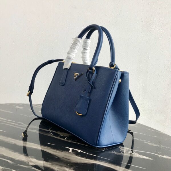 Medium Prada Galleria Saffiano leather bag