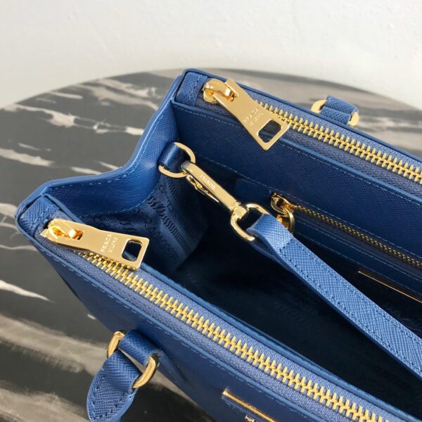 Medium Prada Galleria Saffiano leather bag
