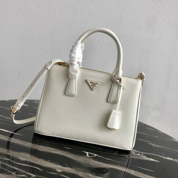 Medium Prada Galleria Saffiano leather bag