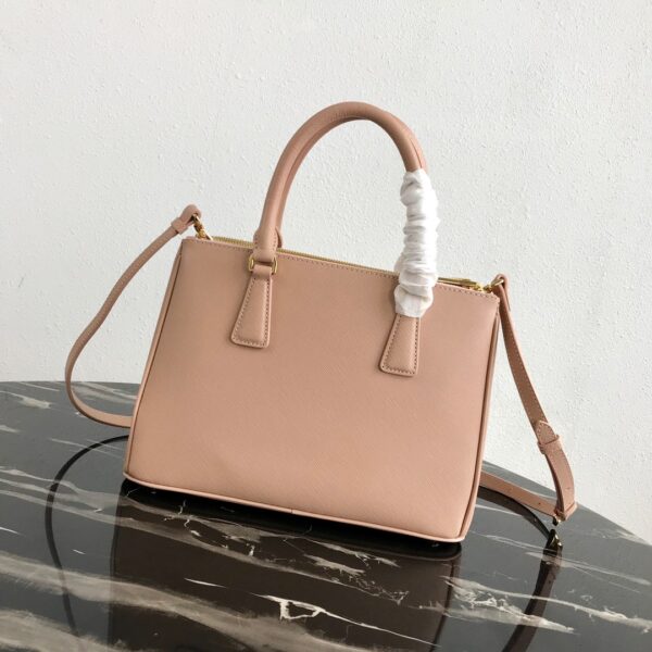 Medium Prada Galleria Saffiano leather bag