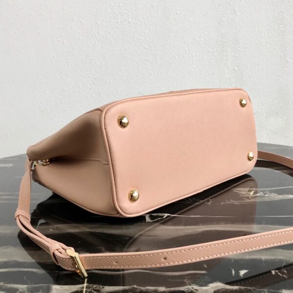 Medium Prada Galleria Saffiano leather bag