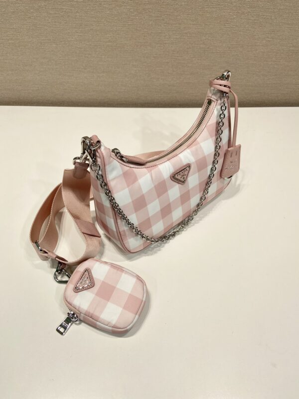 Prada Re-Edition 2005 bag