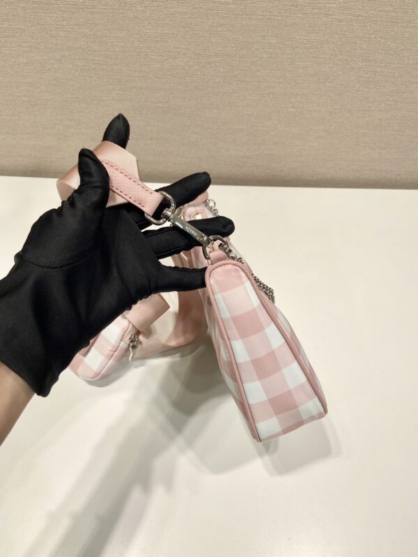Prada Re-Edition 2005 bag