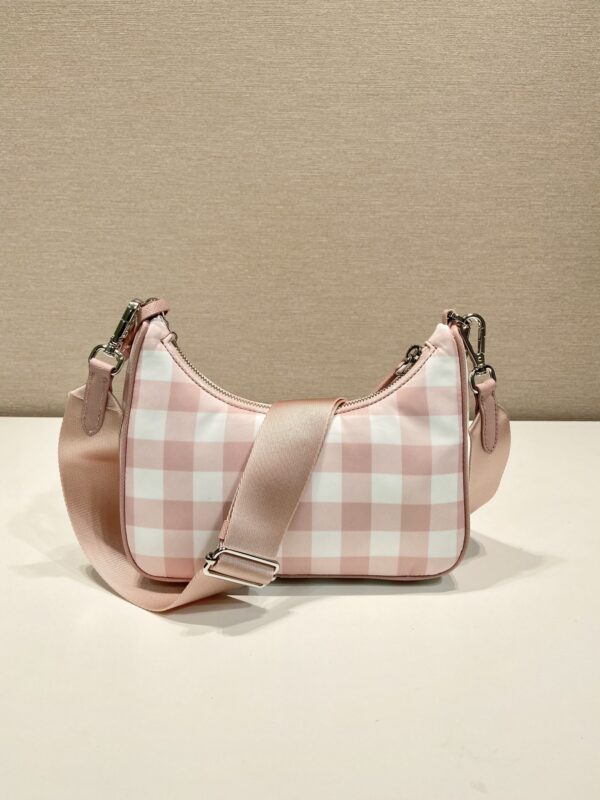 Prada Re-Edition 2005 bag