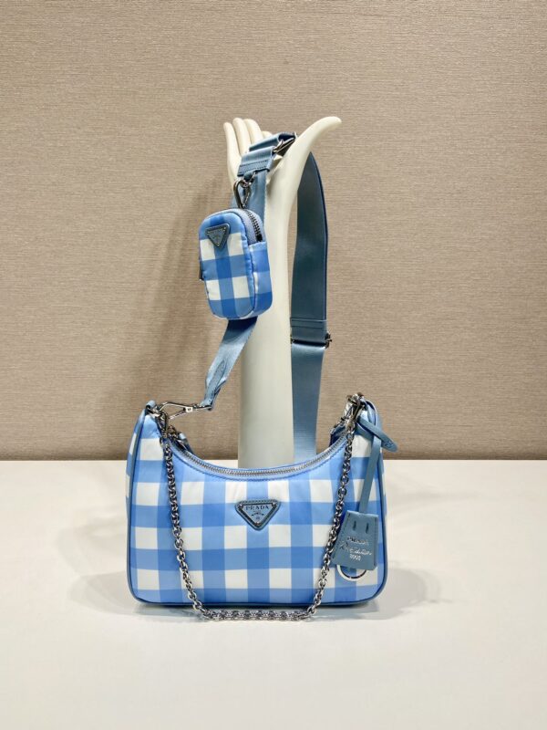 Prada Re-Edition 2005 bag