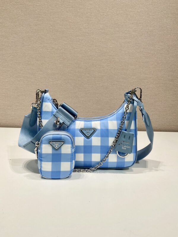 Prada Re-Edition 2005 bag