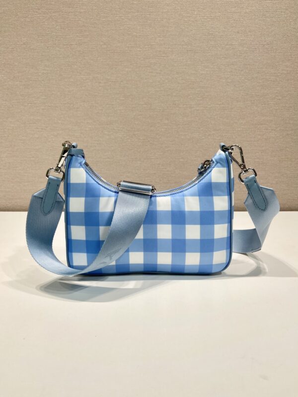 Prada Re-Edition 2005 bag