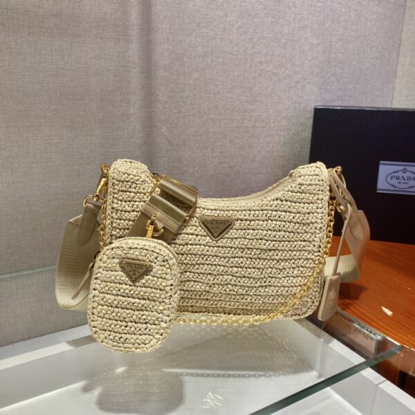 Prada Re-Edition 2005 bag
