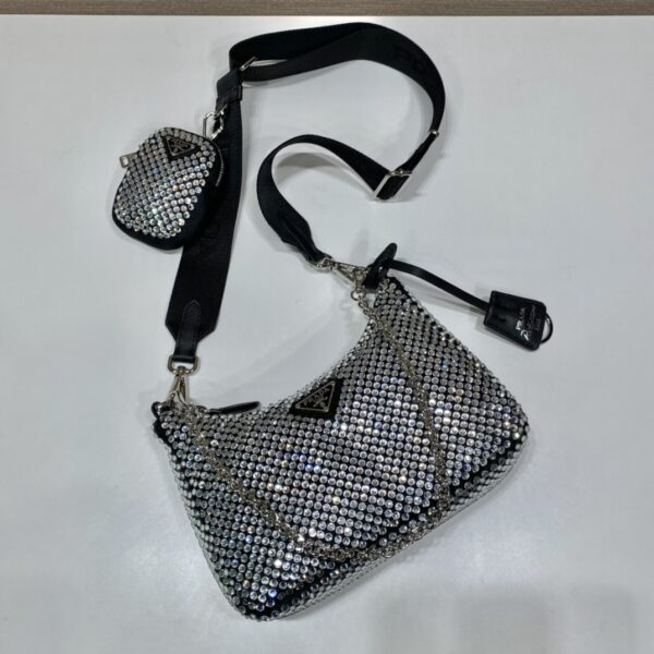 Prada Re-Edition 2005 bag