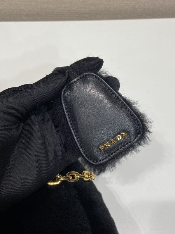 Prada Re-Edition 1995 Hobo Bag