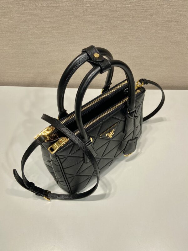 Small Prada Galleria Saffiano leather bag