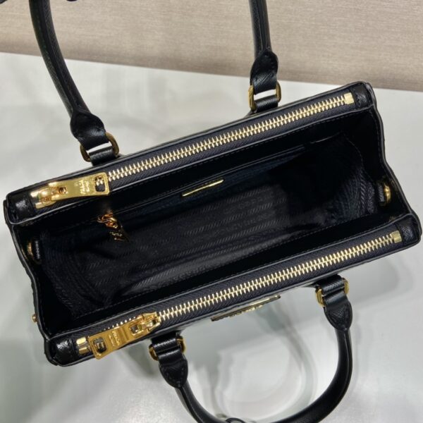 Small Prada Galleria Saffiano leather bag