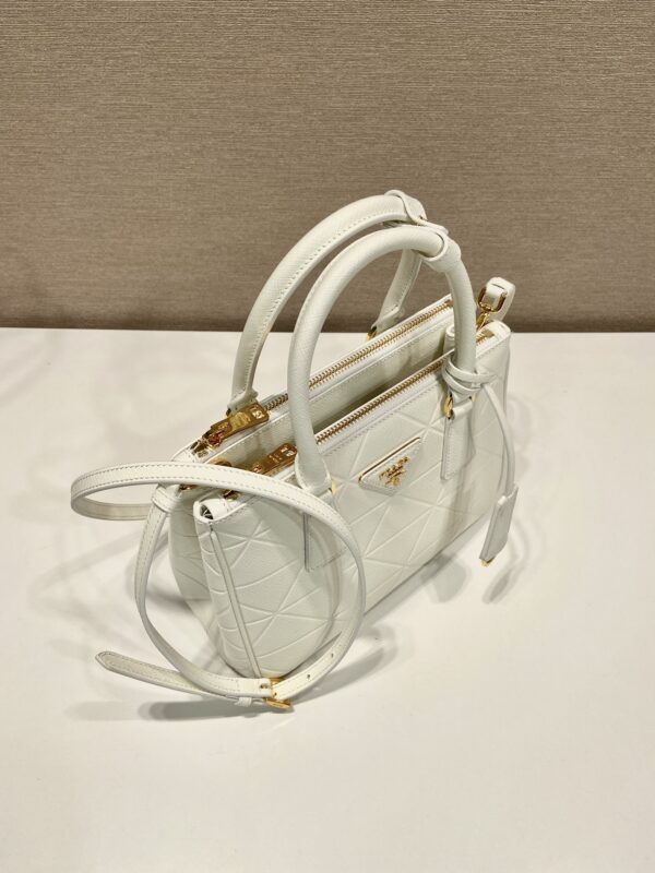 Small Prada Galleria Saffiano leather bag