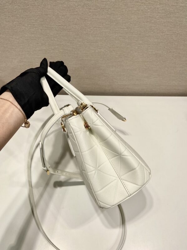 Small Prada Galleria Saffiano leather bag