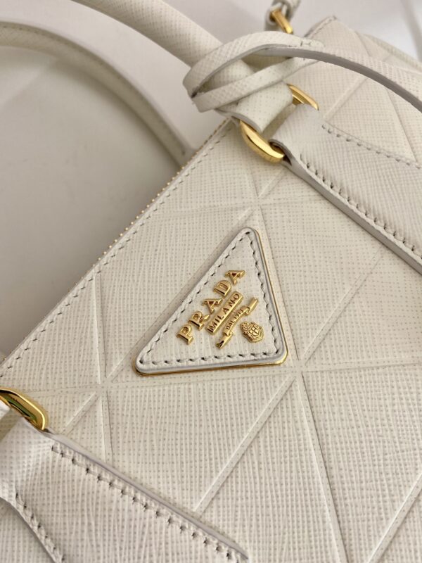 Small Prada Galleria Saffiano leather bag
