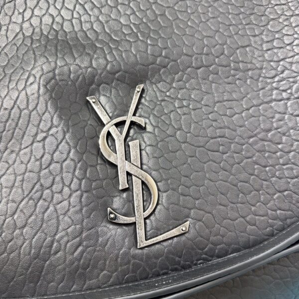 YSL NIKI OVERSIZED IN GRAINED LAMBSKIN