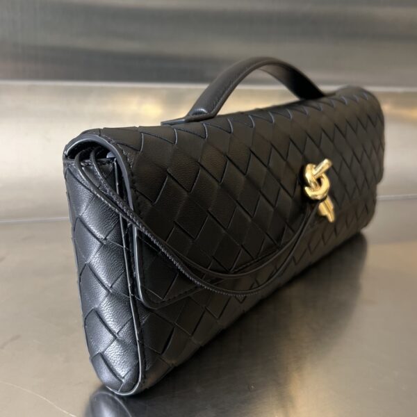 Bottega Veneta Long Clutch Andiamo With Handle