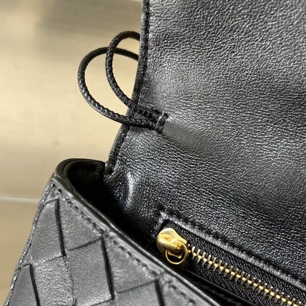 Bottega Veneta Long Clutch Andiamo With Handle