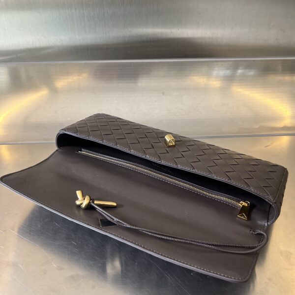 Bottega Veneta Clutch Andiamo With Handle