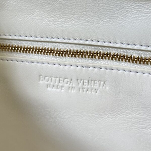 Bottega Veneta BV Small Getaway