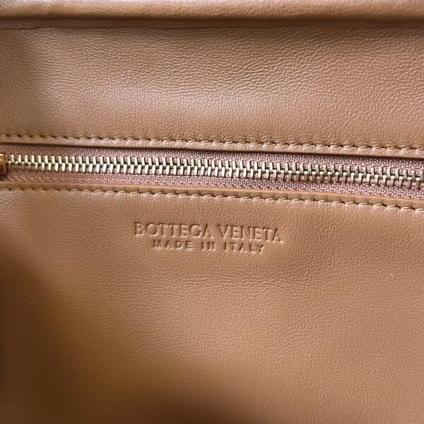 Bottega Veneta BV Small Getaway