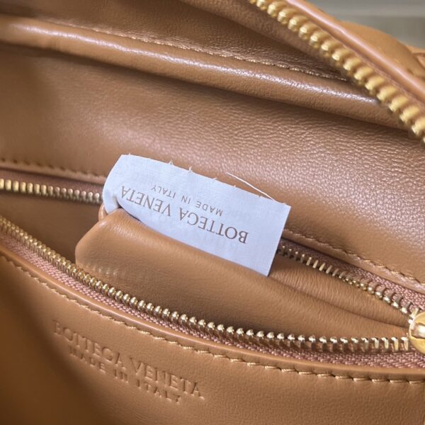 Bottega Veneta BV Small Getaway