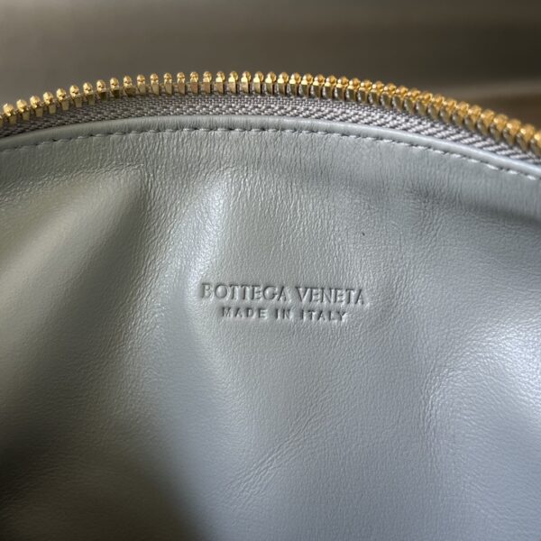 Bottega Veneta Mini Wallace