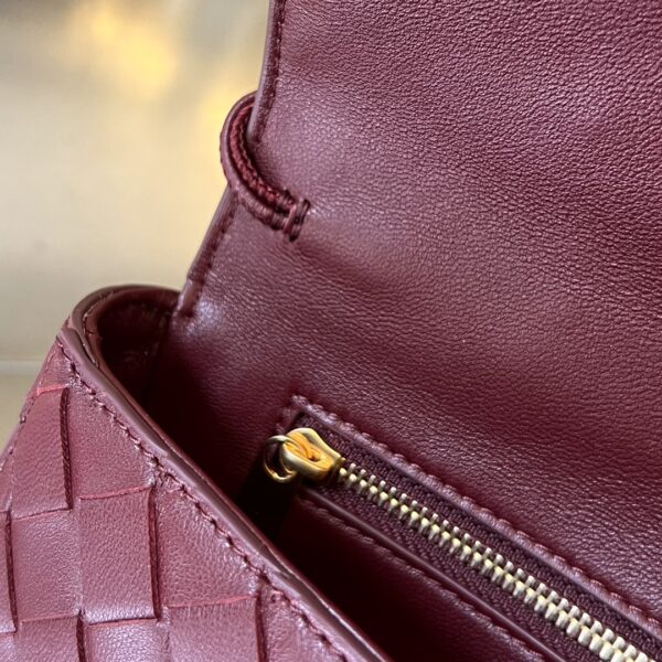 Bottega Veneta Long Clutch Andiamo With Handle
