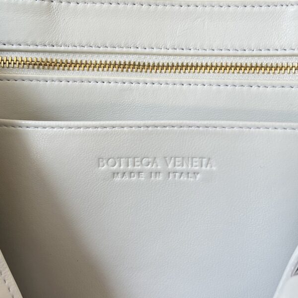 Bottega Veneta Small East/West Andiamo