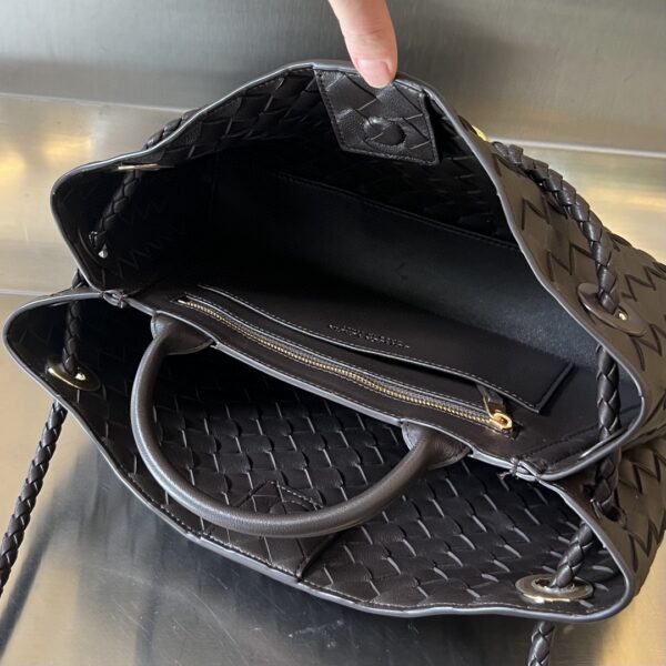 Bottega Veneta Small East/West Andiamo