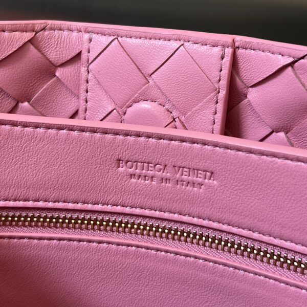 BOTTEGA VENETA BV Small Andiamo
