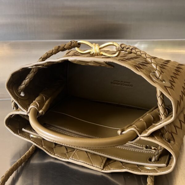 BOTTEGA VENETA BV Small Andiamo