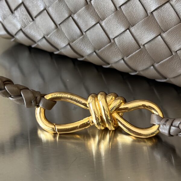 BOTTEGA VENETA BV Small Andiamo