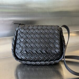 Bottega Veneta Small Cobble Messenger