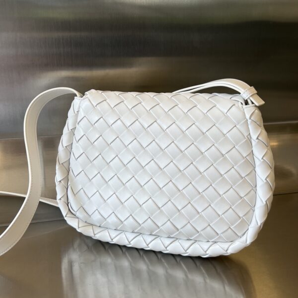 Bottega Veneta Small Cobble Messenger