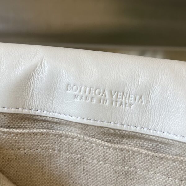 Bottega Veneta Small Cobble Messenger