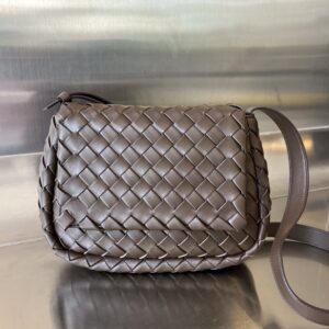 Bottega Veneta Small Cobble Messenger
