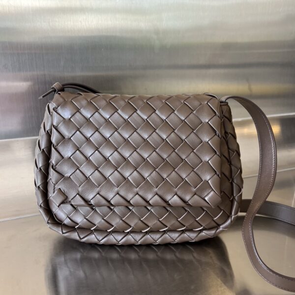 Bottega Veneta Small Cobble Messenger