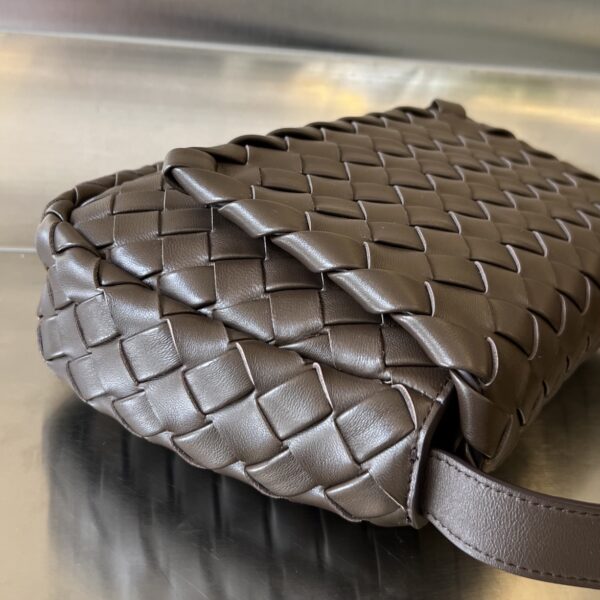 Bottega Veneta Small Cobble Messenger